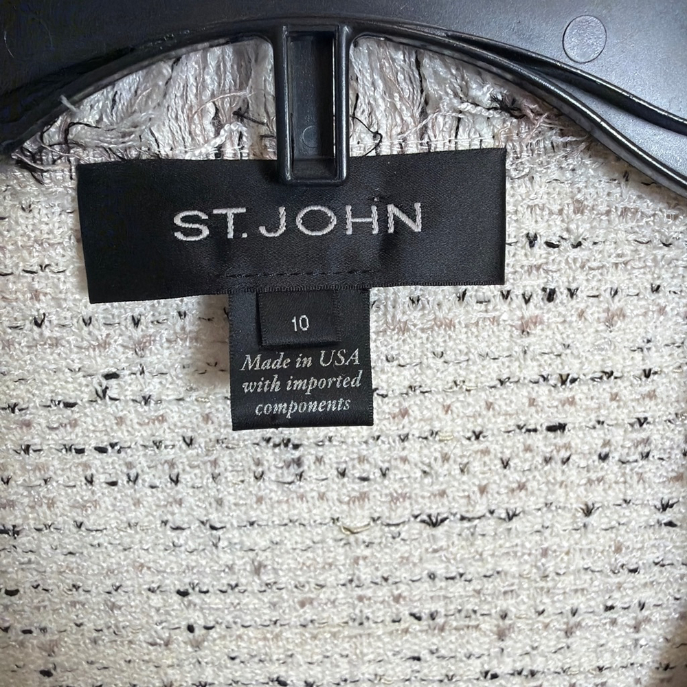 St. John Blazer Fringe Trim Cream Tweed USA Women’s Size 10 Quiet Luxury Office - Picture 2 of 9